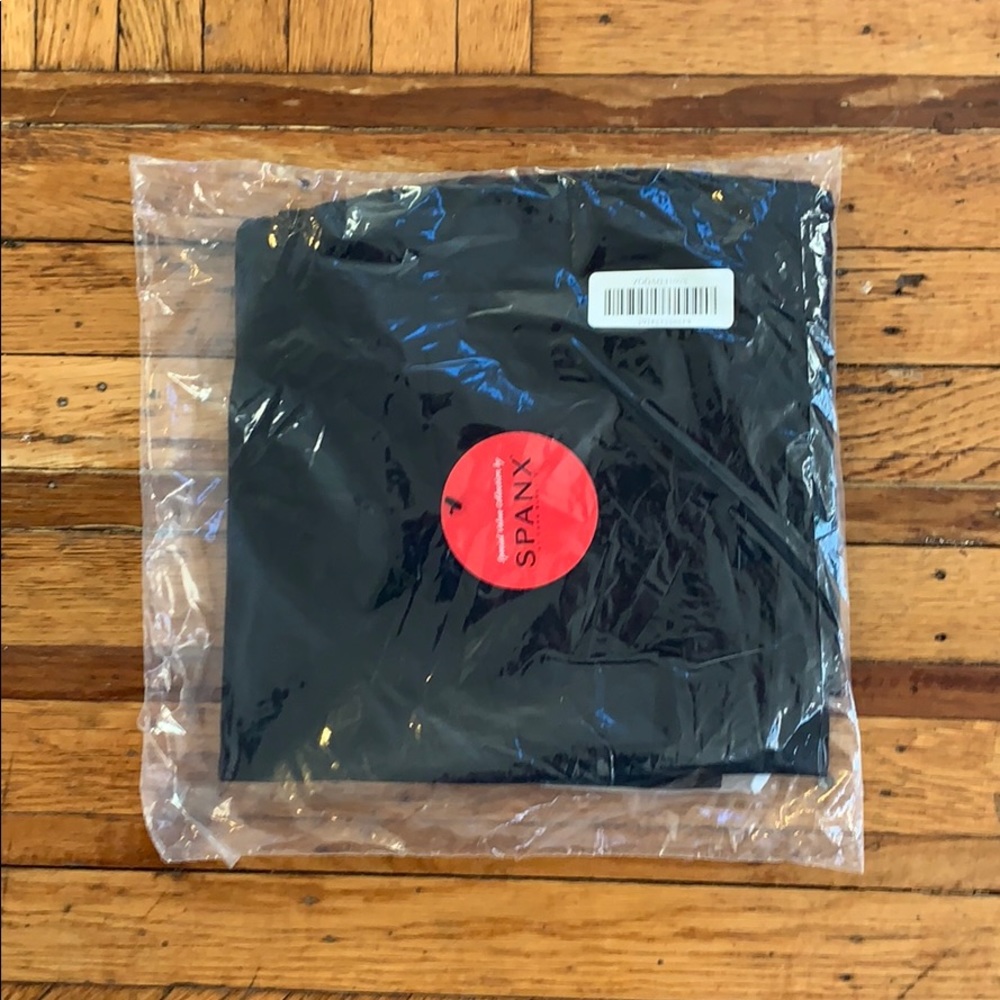 New Women’s Spanx by Sara Blakey Black Leggings